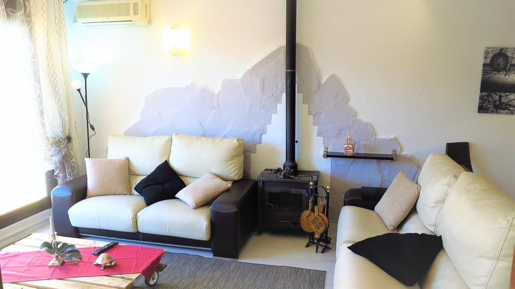 Claire Seaview & Beach-Apartment มอนท์กัต ภายนอก รูปภาพ