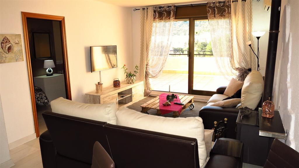 Claire Seaview & Beach-Apartment มอนท์กัต ภายนอก รูปภาพ
