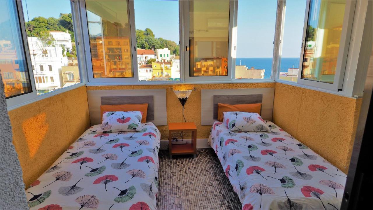 Claire Seaview & Beach-Apartment มอนท์กัต ภายนอก รูปภาพ